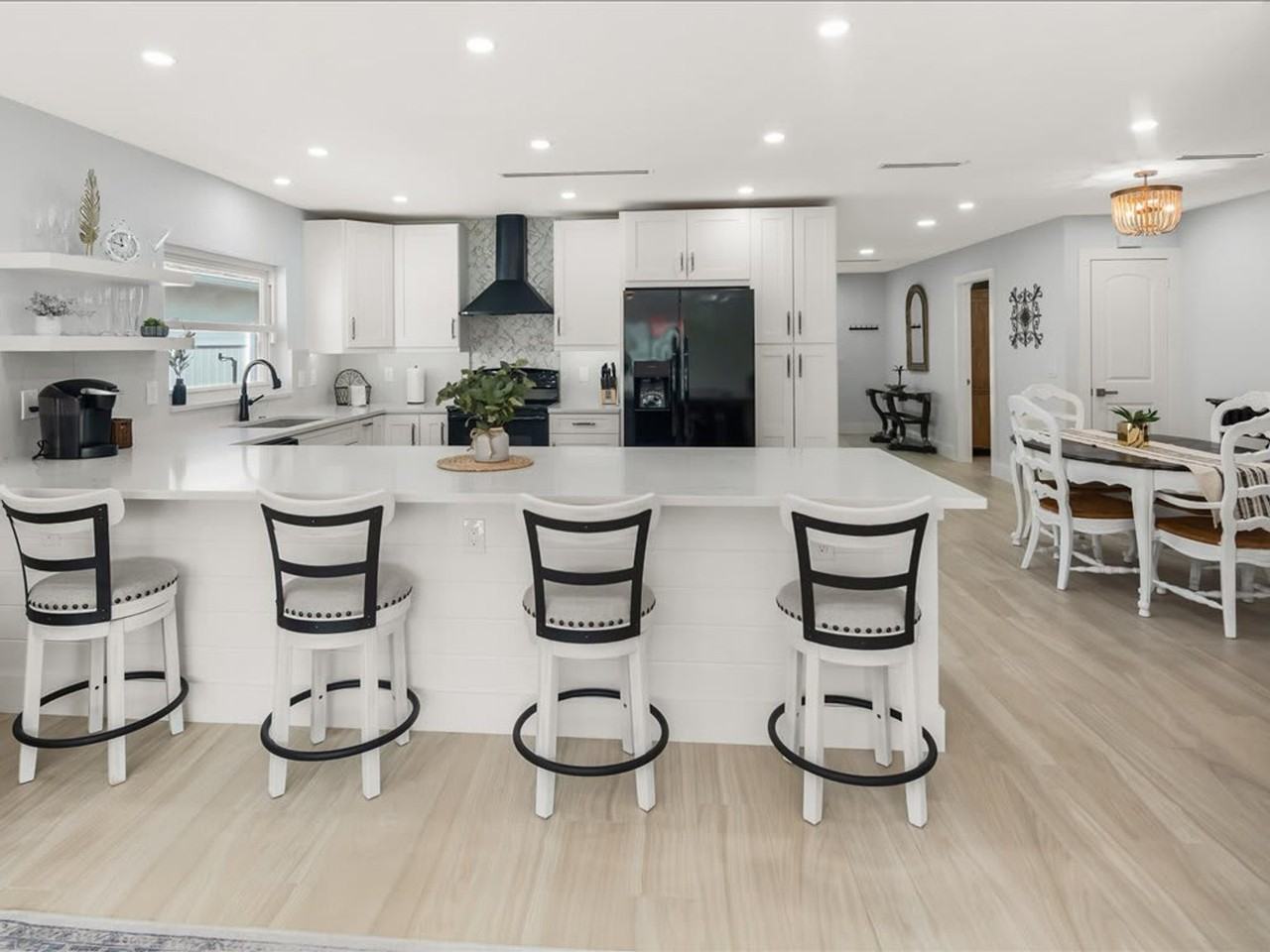 692 106th Ave N #1387168P - Photo 7 of 30