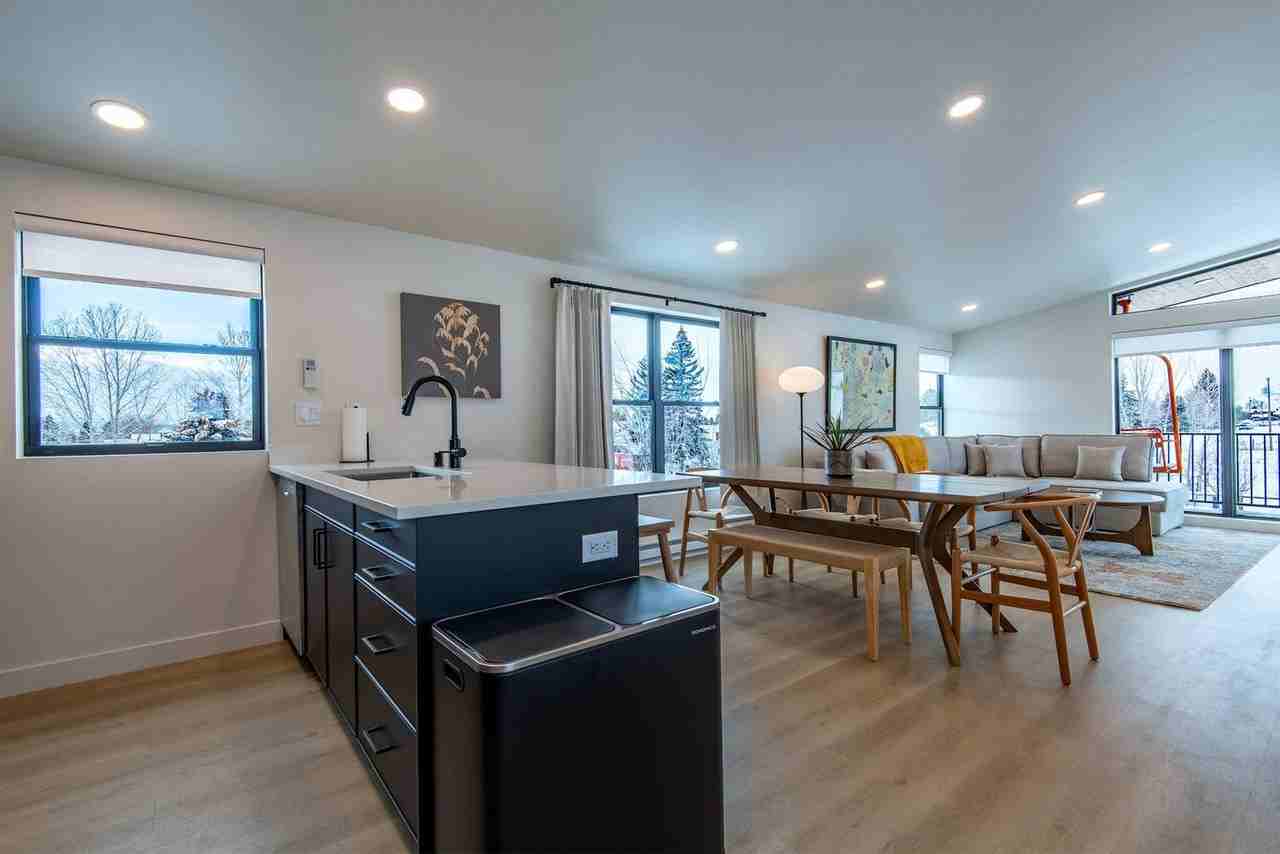 27 4th Street East - Photo 6 of 50
