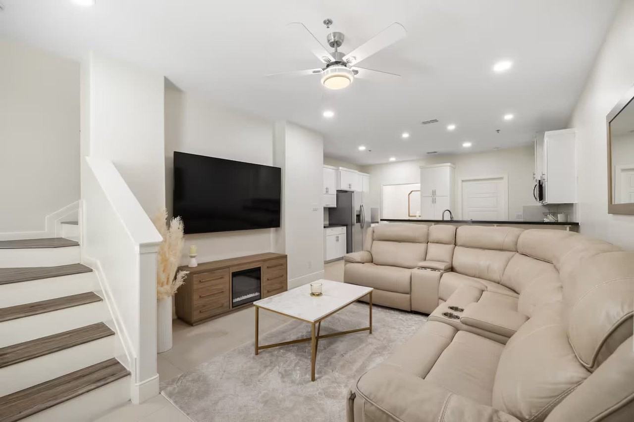 1413 Keeton Ave #1372330P - Photo 2 of 31