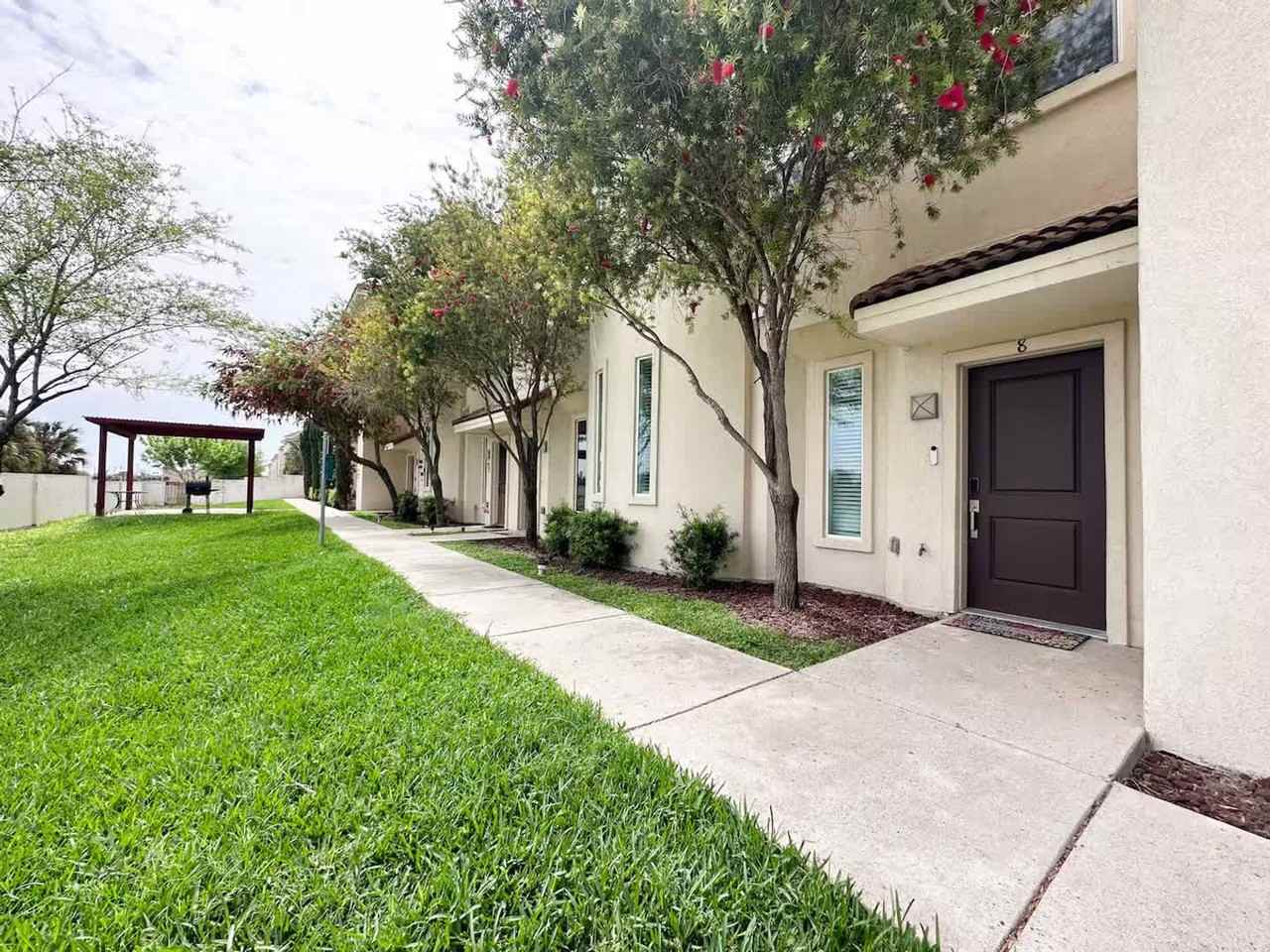 1413 Keeton Ave #1372330P - Photo 7 of 30
