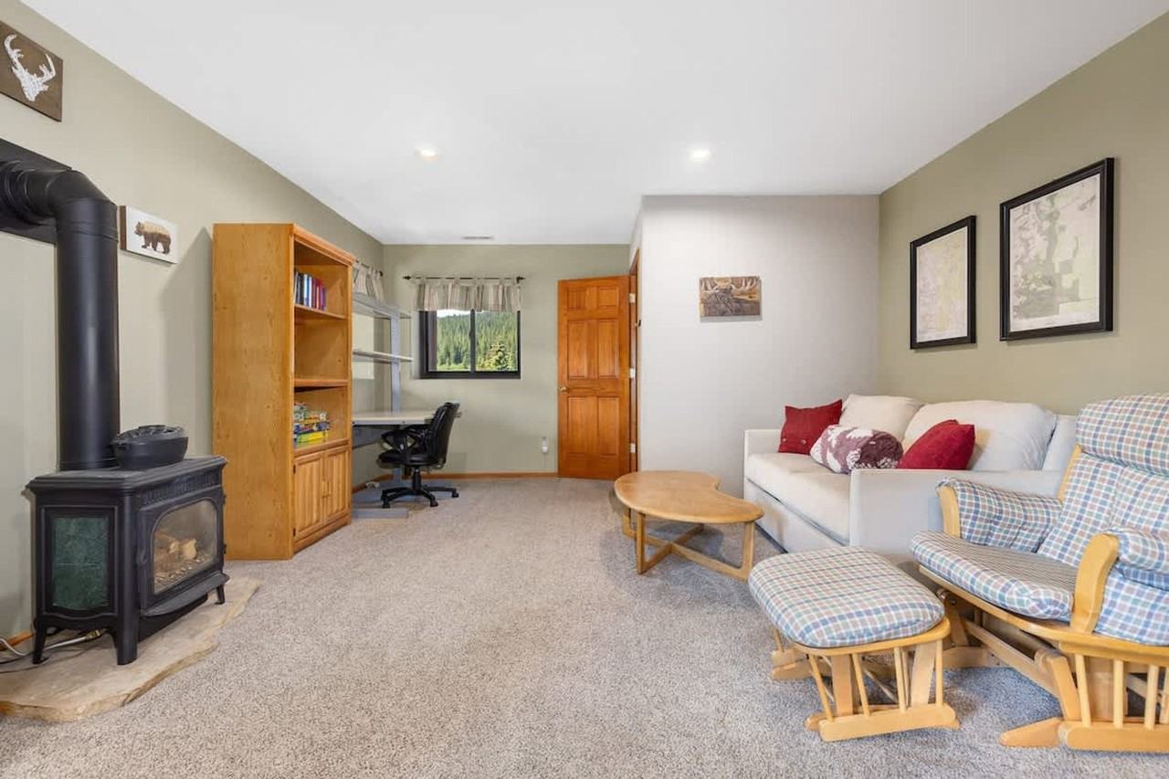 103 Carroll Ln #1387667P - Photo 3 of 43