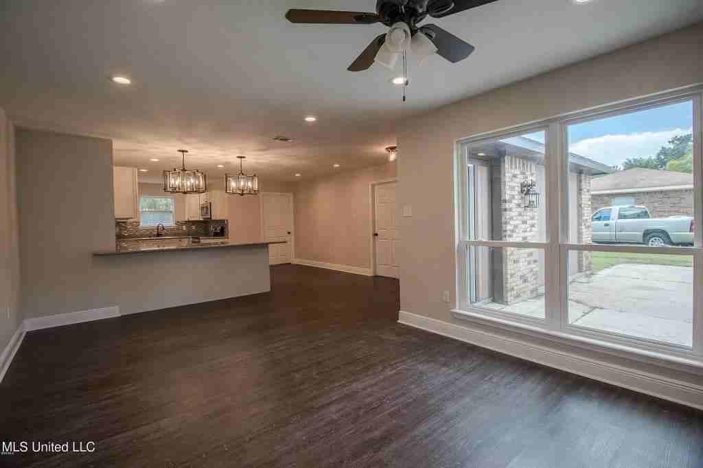 3508 Nunnally St - Photo 3 of 17