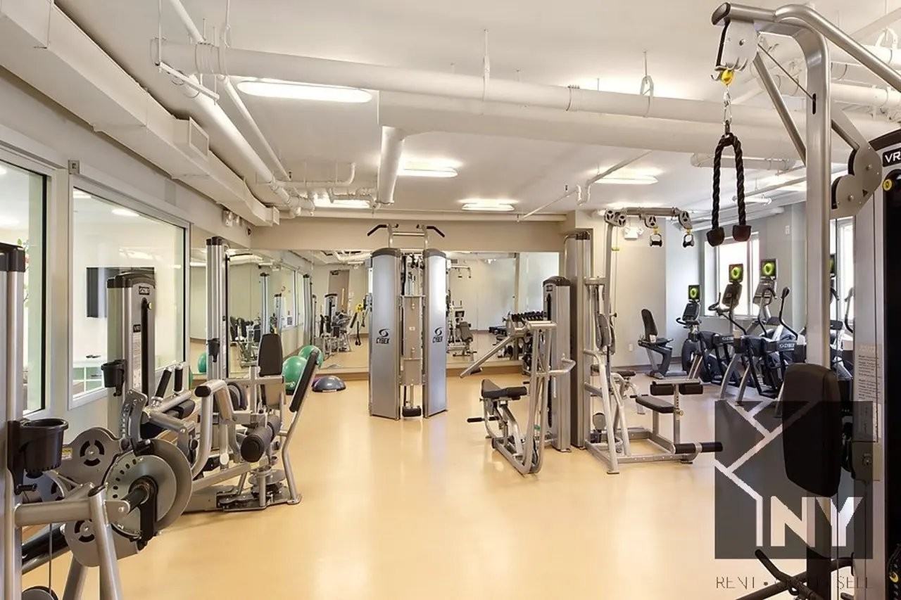 8 Barclay St #25U - Photo 5 of 5