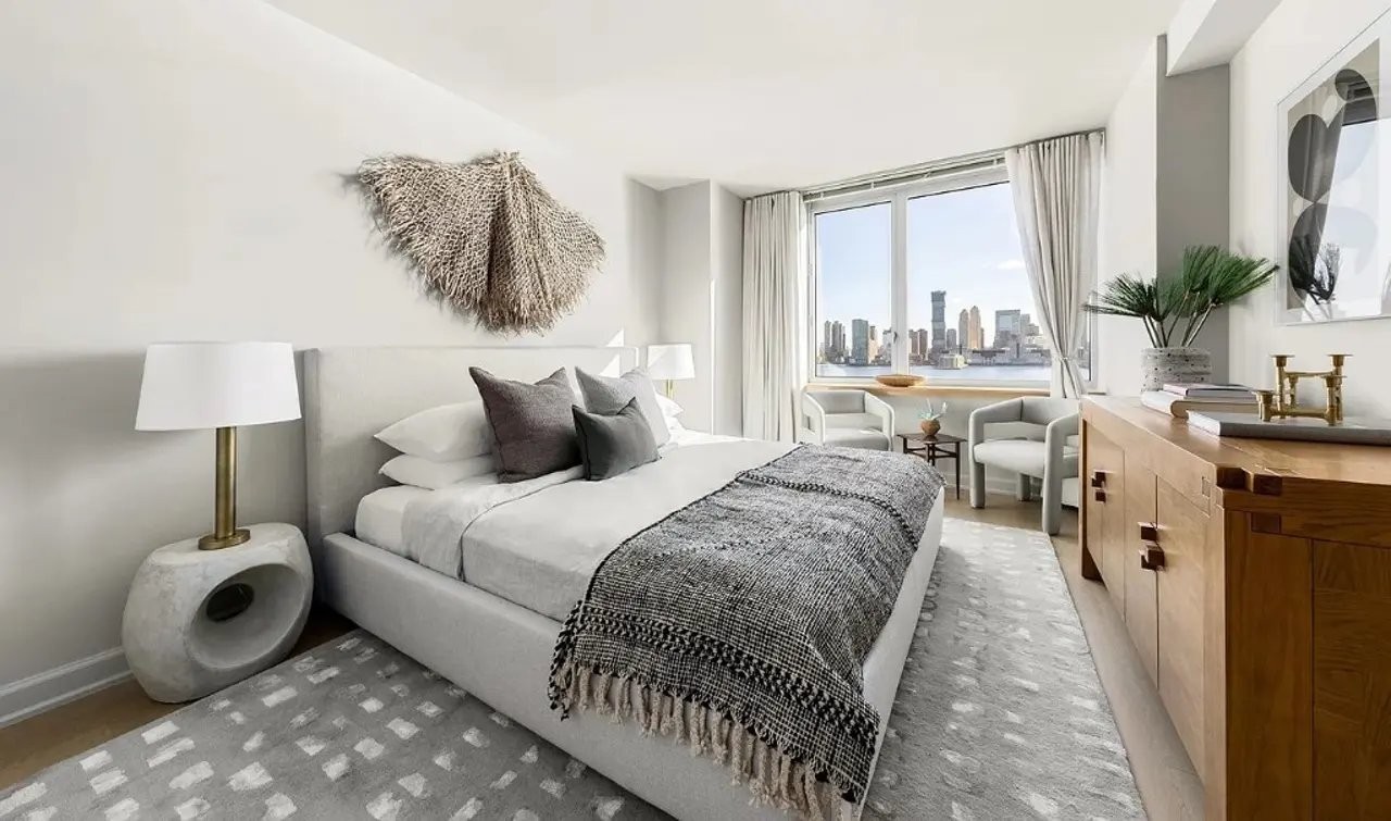 41 Chambers St #2105 - Photo 3 of 6