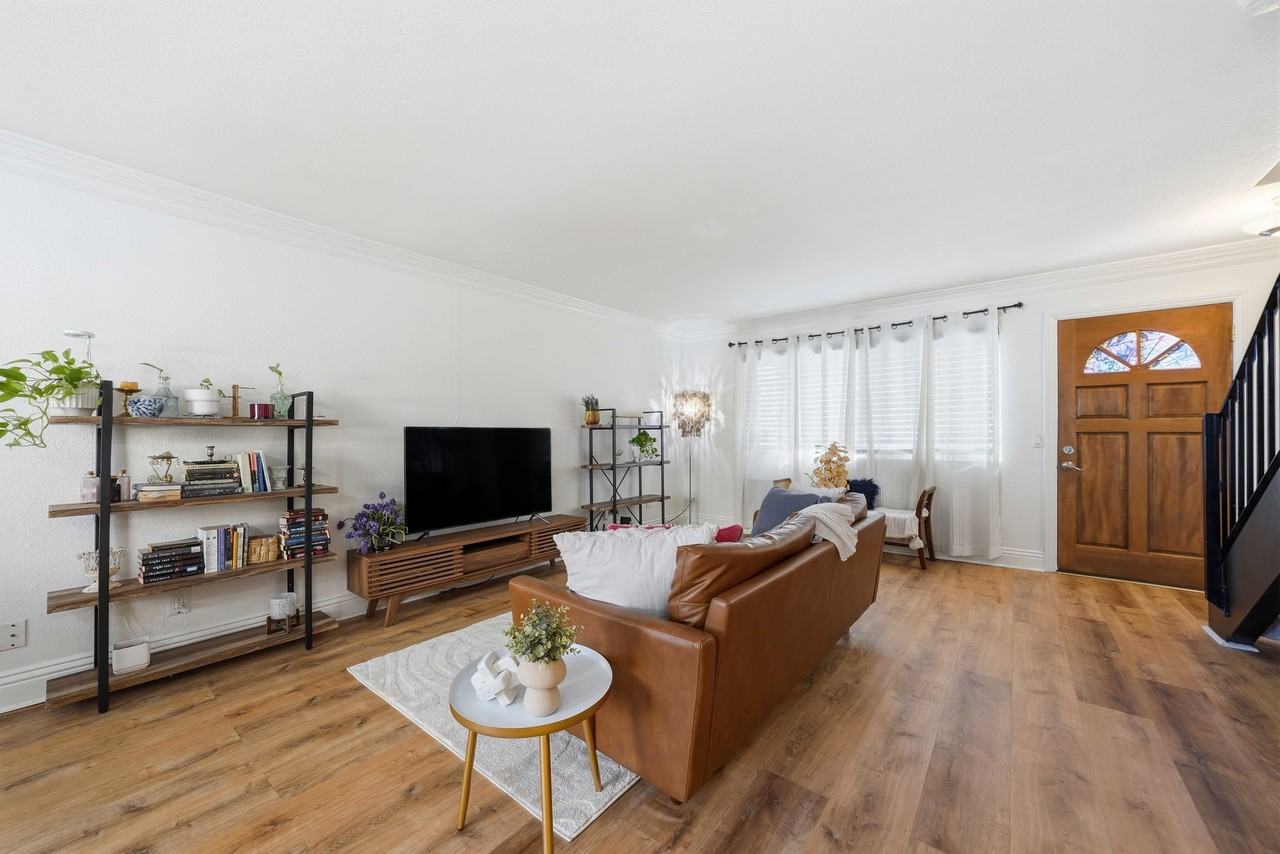 5505 Adelaide Ave #14 - Photo 4 of 26