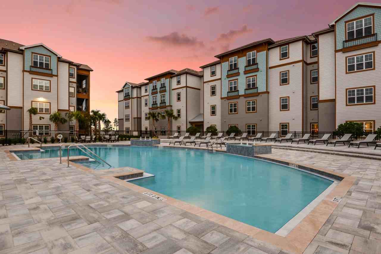 Marden Ridge Luxury Apartments - Photo 3 of 30