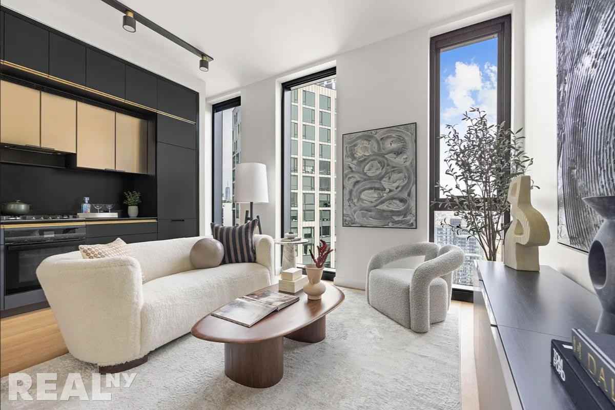 Fleet St #24F - Photo 3 of 14