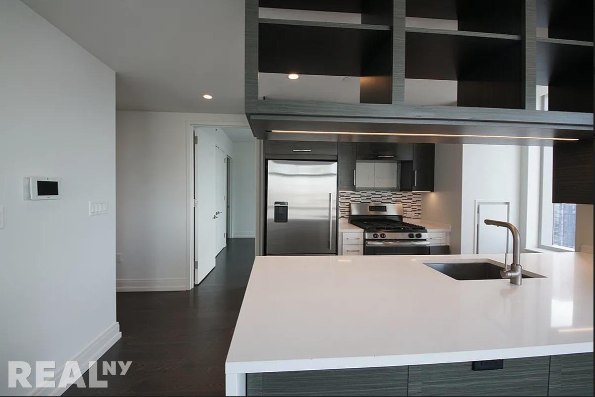 10th Ave #20A - Photo 2 of 10