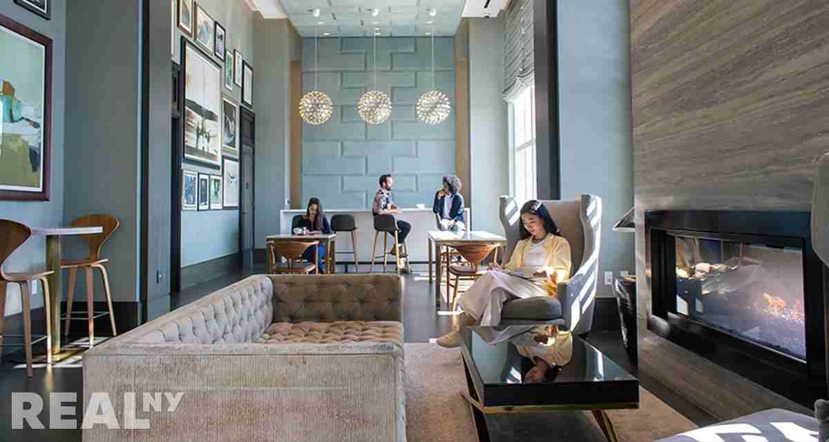 10th Ave #19H - Photo 5 of 8