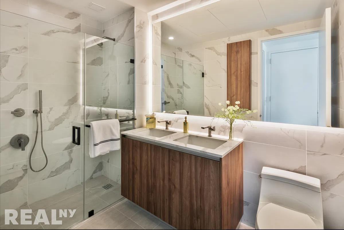 W 30th St #42G - Photo 5 of 15