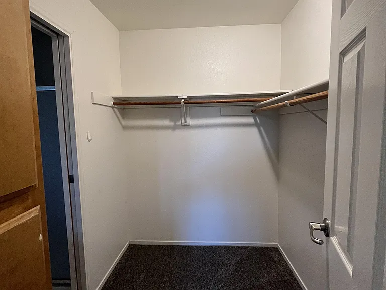 232 N Lemoore Ave #1 - Photo 5 of 5