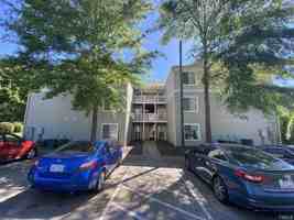 featured image of 1401 Collegiate Cir