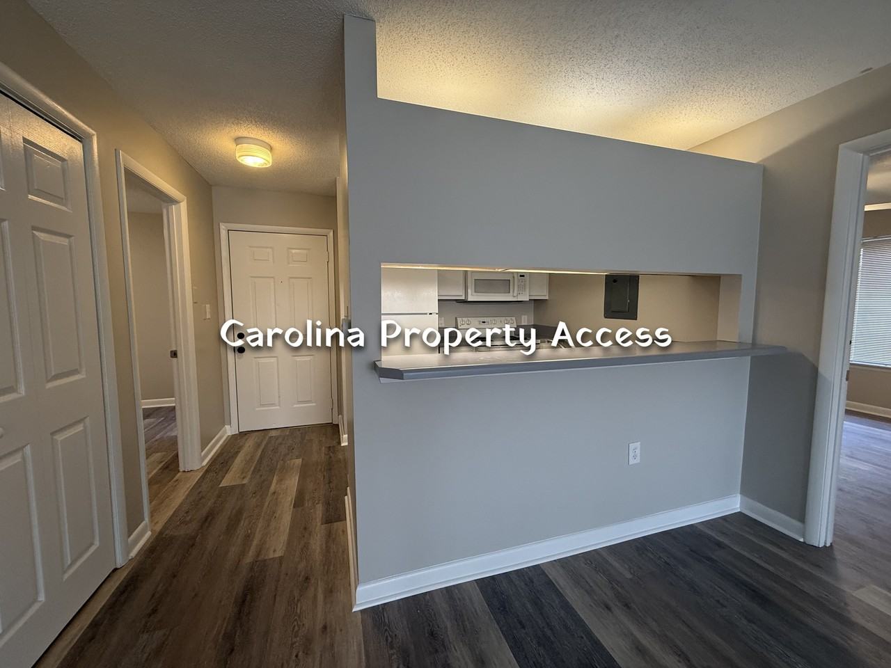 1401 Collegiate Cir - Photo 5 of 16
