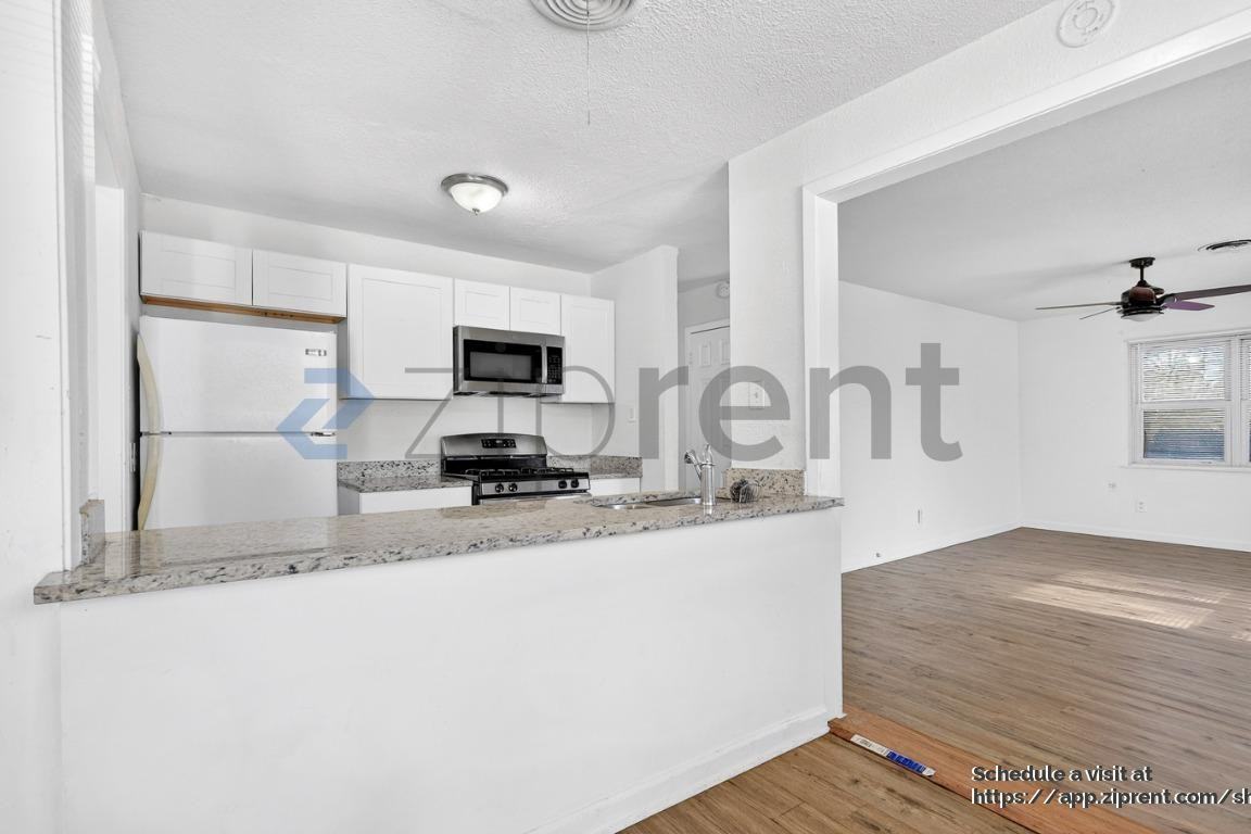 5105 Willie St - Photo 7 of 15