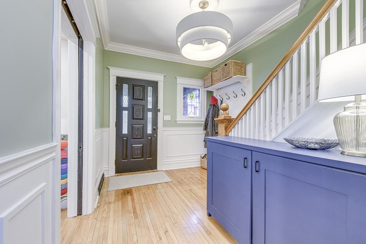 23 Fairholt Road North - Photo 6 of 44