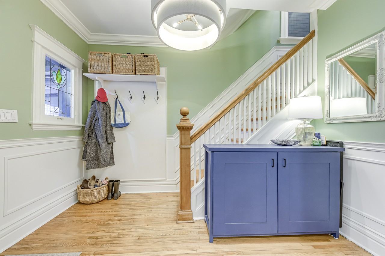 23 Fairholt Road North - Photo 7 of 44