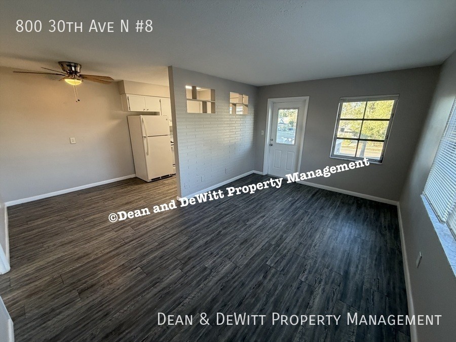 800 30th Ave N - Photo 3 of 15