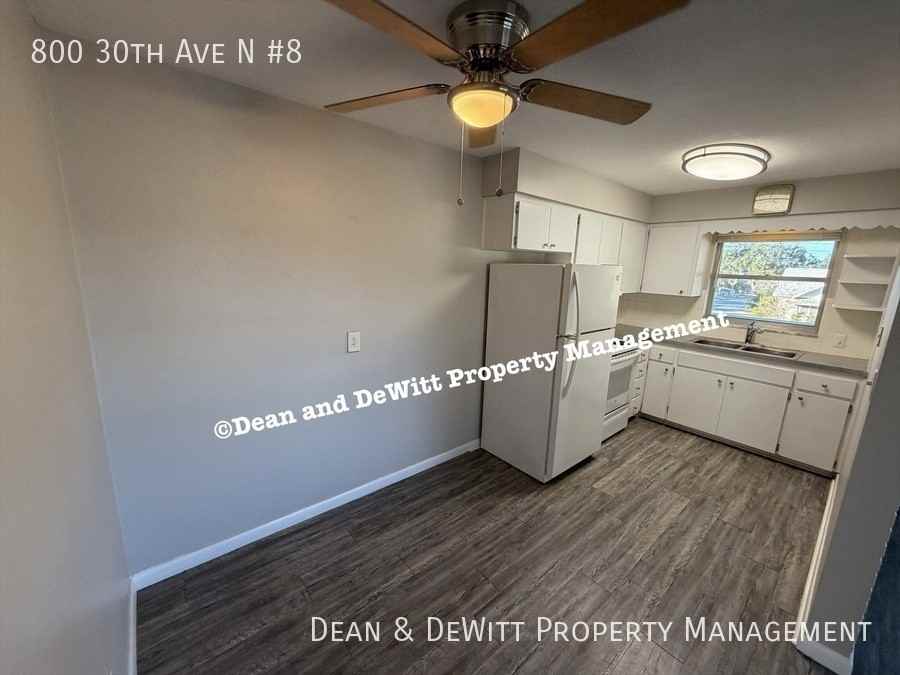 800 30th Ave N - Photo 6 of 15