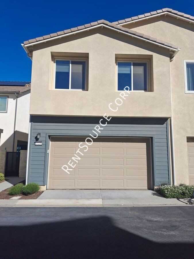 27231 Coyote Bush Ct - Photo 2 of 36