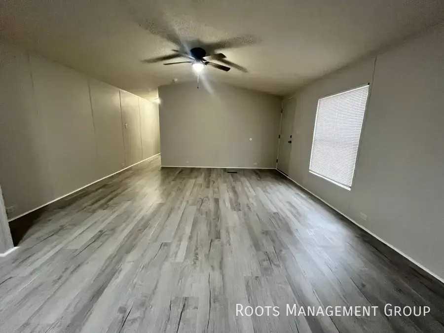 82 Riviera Courts Dr #82 - Photo 5 of 12