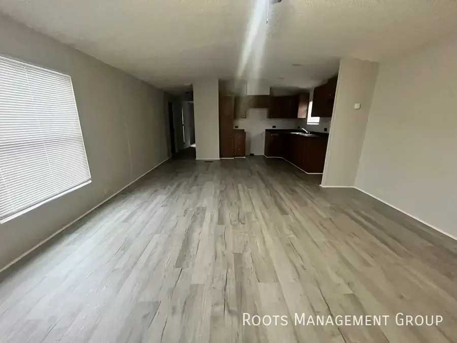 82 Riviera Courts Dr #82 - Photo 3 of 12