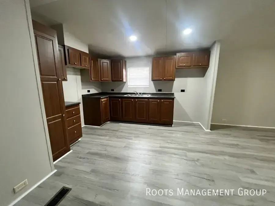 82 Riviera Courts Dr #82 - Photo 4 of 12