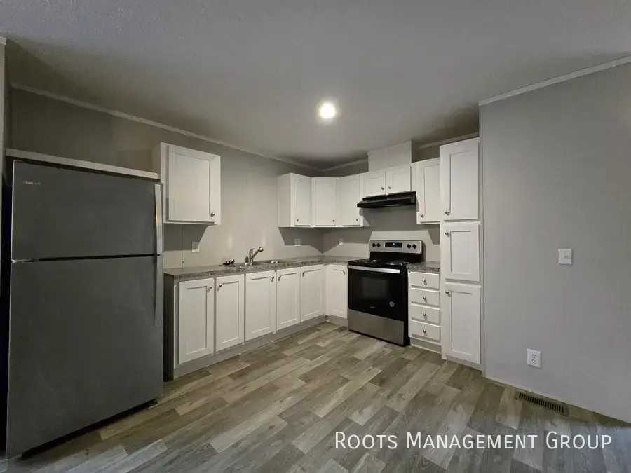 120 Sparrow Dr #120 - Photo 3 of 13