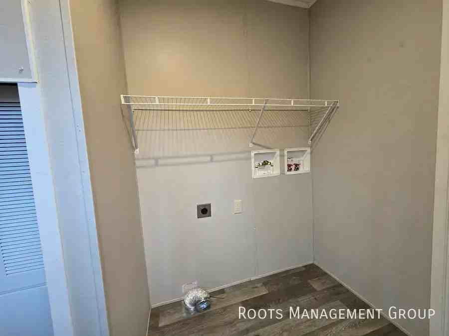 120 Sparrow Dr #120 - Photo 4 of 13