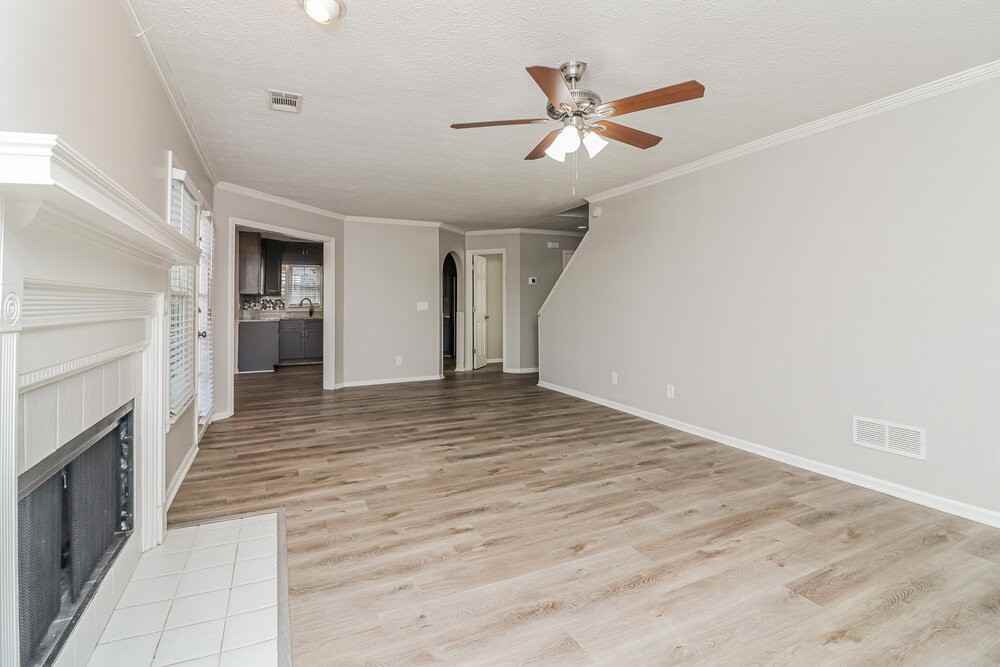 4966 Braeburn Trce Nw - Photo 5 of 17