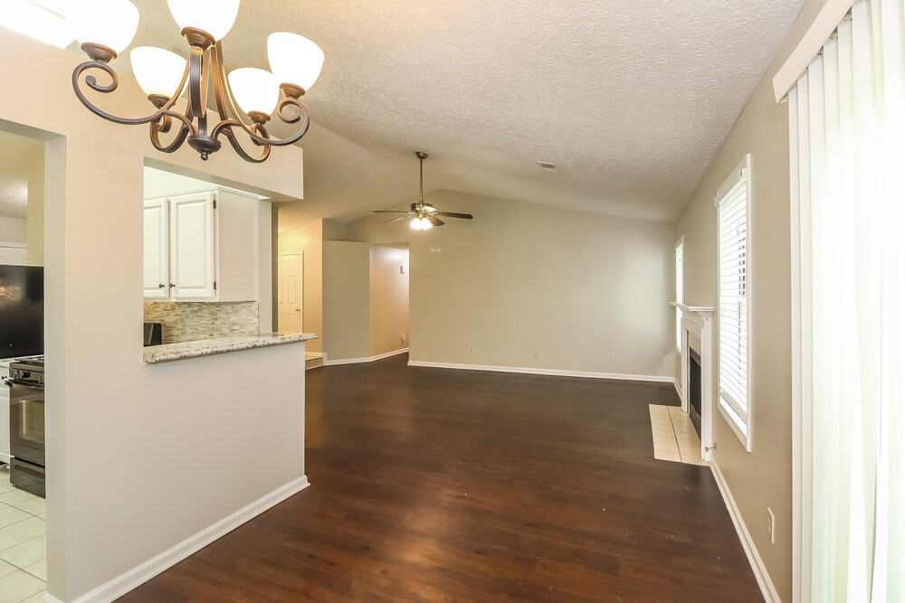 5009 River Rock Way - Photo 5 of 15