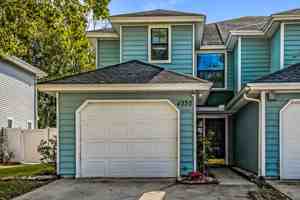 featured image of 4030 Laurelwood Dr