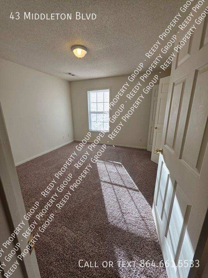 43 Middleton Blvd - Photo 3 of 5