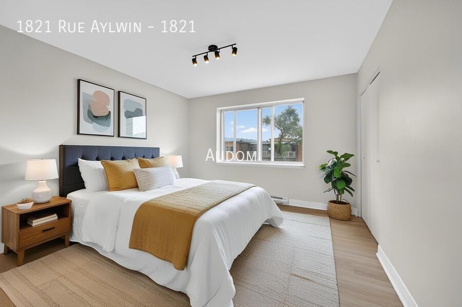 1821 Rue Aylwin #1821 - Photo 4 of 8