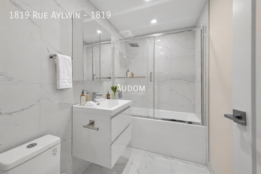 1819 Rue Aylwin #1819 - Photo 6 of 7