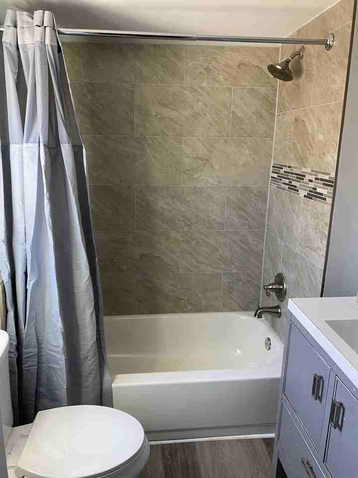 1255 Sargeant St - Photo 7 of 10