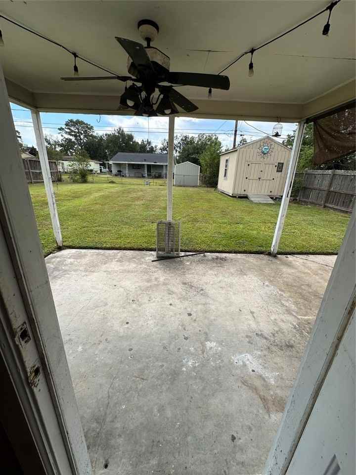 10110 Glenmawr Dr #10110 - Photo 3 of 11