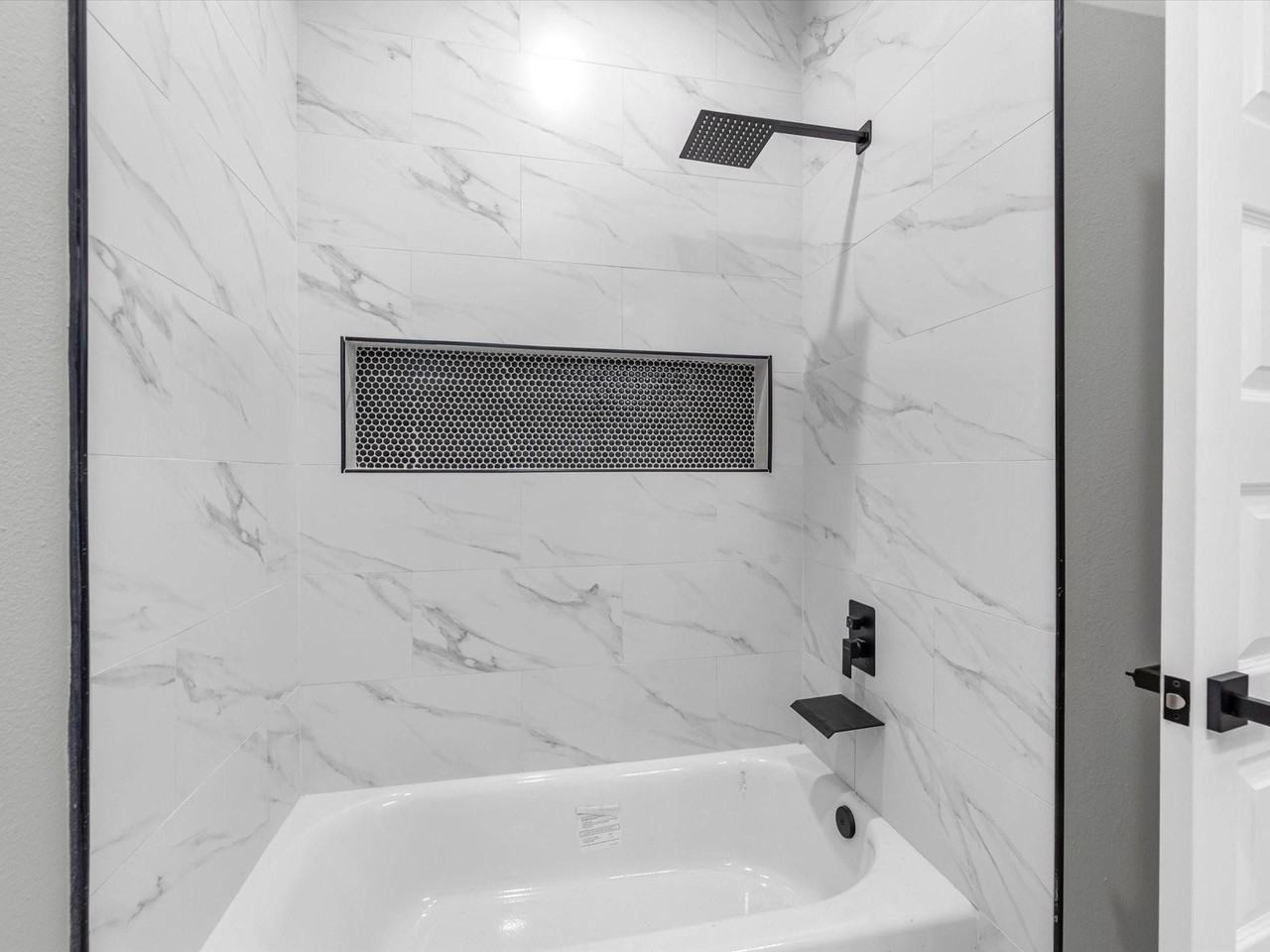 8010 Easter St #8010A - Photo 2 of 12