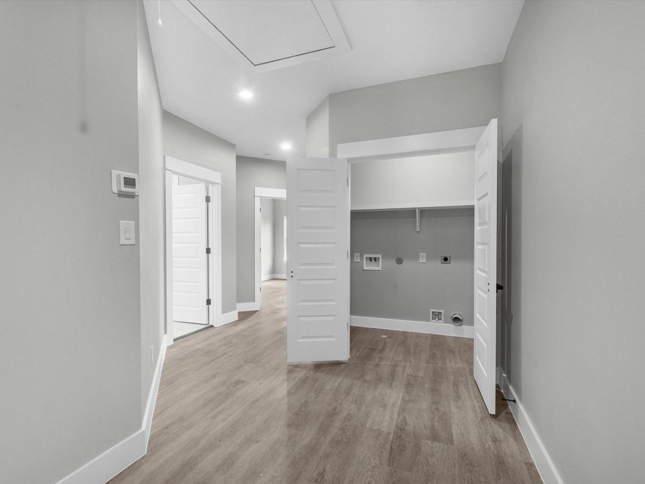 8010 Easter St #8010A - Photo 3 of 12