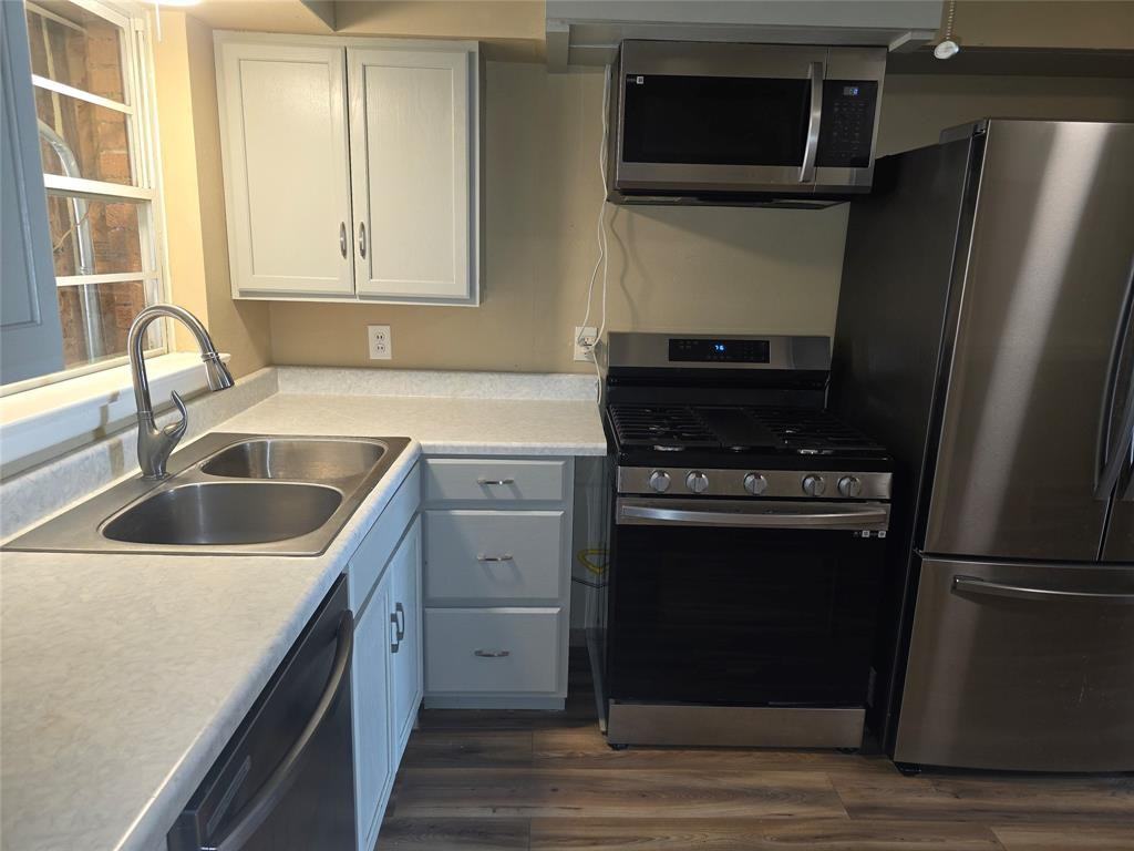 1513 Arcady Ln #1513 - Photo 3 of 20