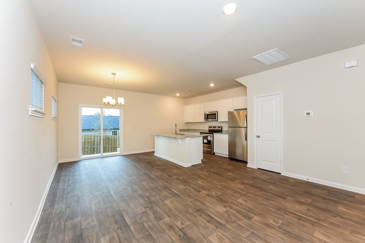 306 High Grove Way - Photo 3 of 29