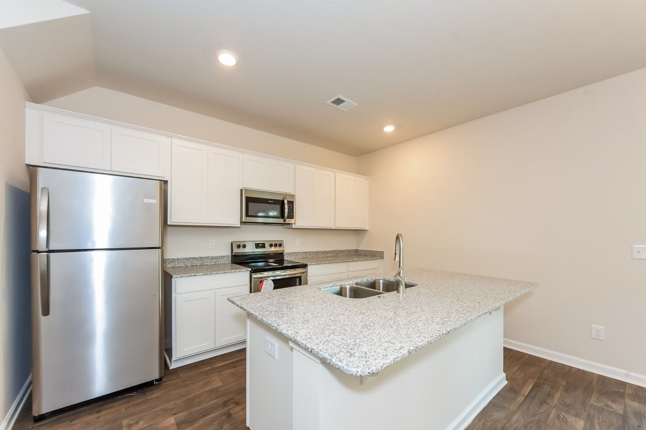 306 High Grove Way - Photo 6 of 29