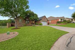 featured image of 166 Briarpatch Ct #166