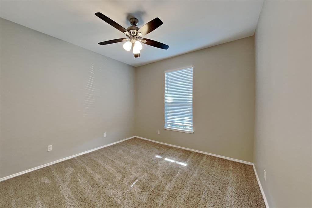 6000 Clipper Ln #6000 - Photo 2 of 18