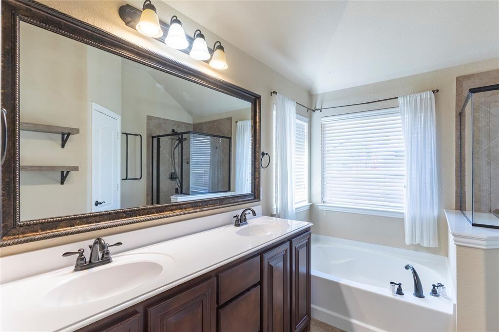 3108 Spanish Oak Trl #3108 - Photo 2 of 31