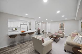 357 N Post Oak Ln - Photo 1 of 1