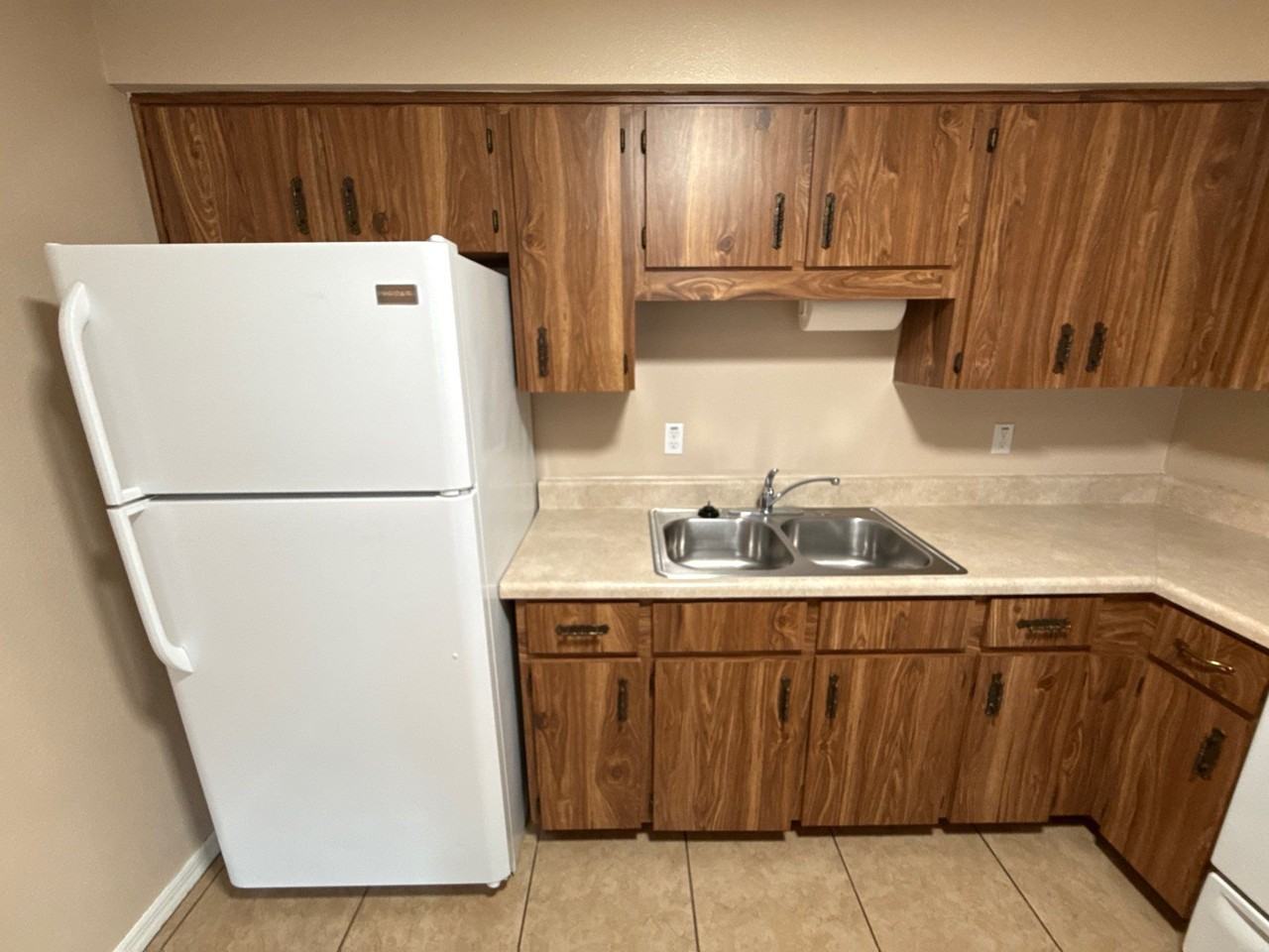 2555 East Marco Court #13 - Photo 4 of 15