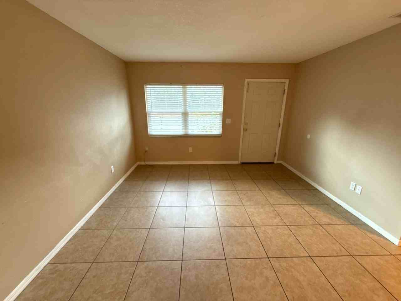 2555 East Marco Court #13 - Photo 5 of 15