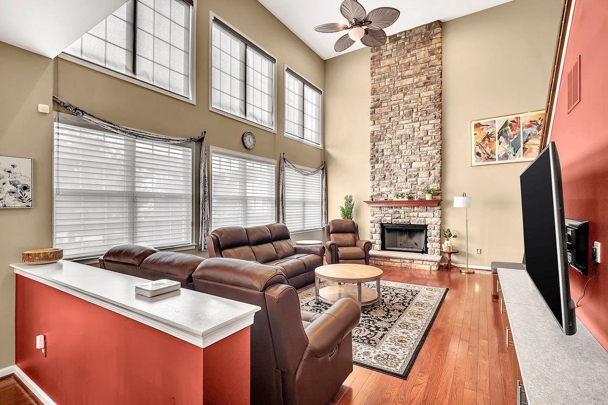 86 Renfield Dr - Photo 6 of 16