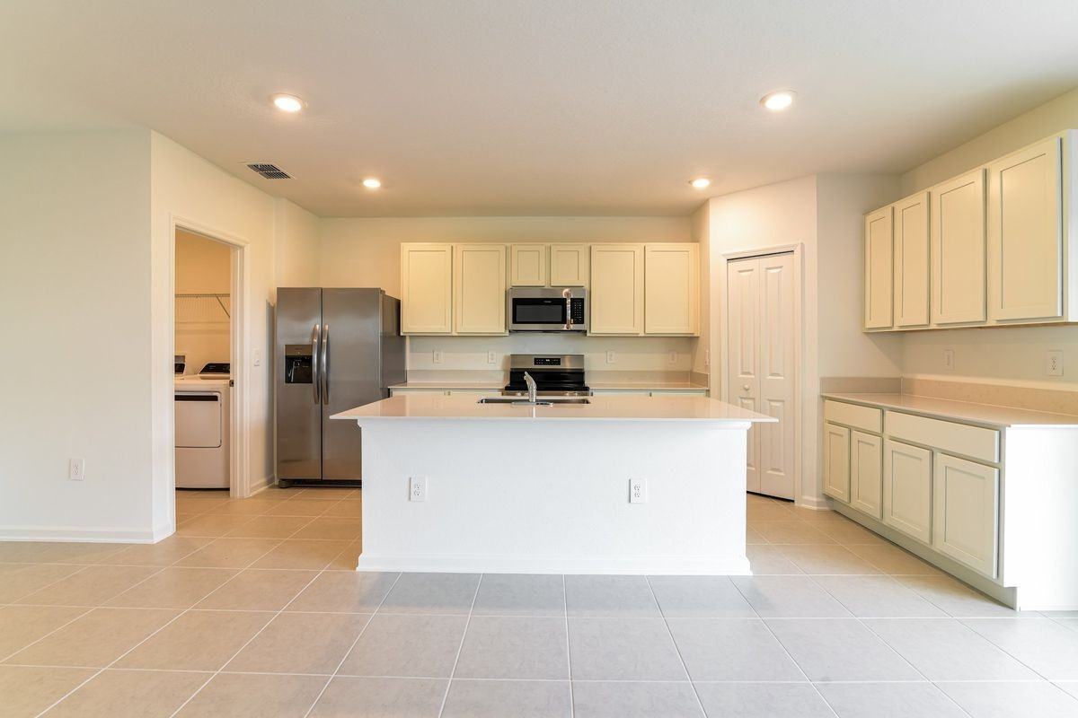 4009 Old Mill Rd - Photo 3 of 14