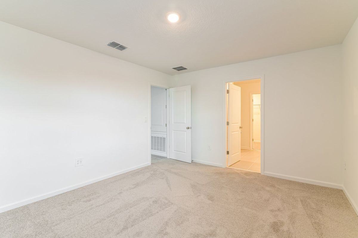 4009 Old Mill Rd - Photo 4 of 14